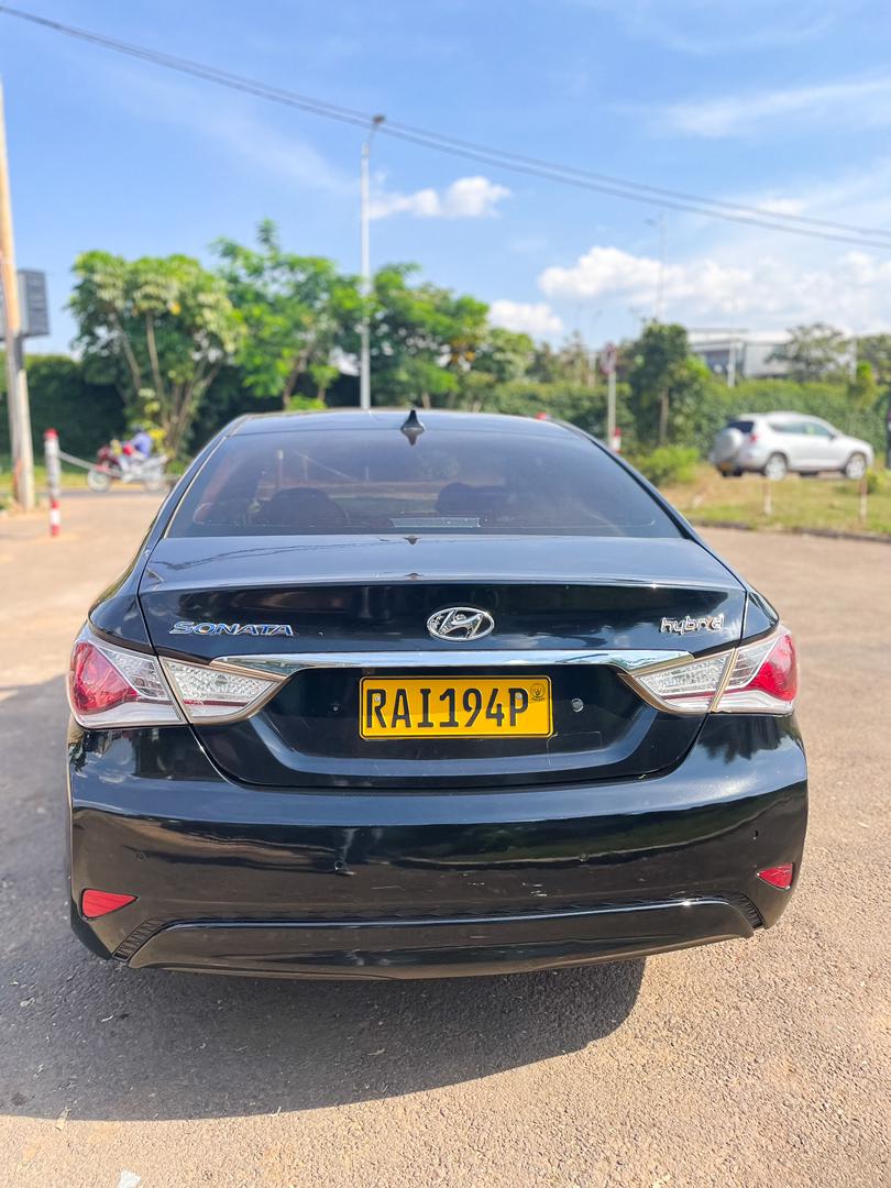 KIA SONATA Gallery Image